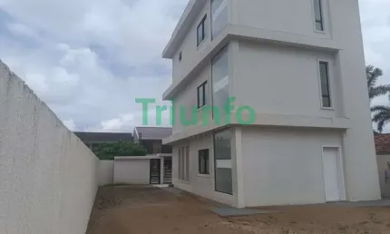 Sobrado com 3 quartos  à venda, 197.00 m2 por r$1780000.00  -  - matinhos/pr