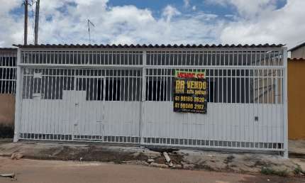 VENDO ACEITA FINANCIAMENTO FGTS CARRO NA QUADRA 803 RECANTO DAS EMAS