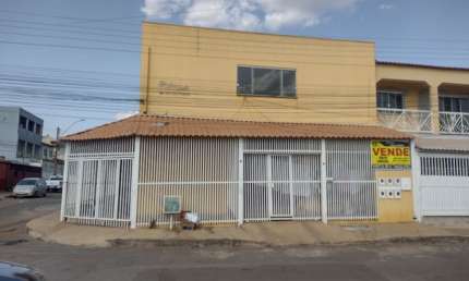 Prédio com 6 salas à venda na Quadra Quadra 403 Conjunto 11, 34, Recanto das Emas, Brasília