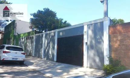 Casa com 3 dormitórios à venda, 300 m² por R$ 900.000,00 - Parque Maria Helena - São Paulo/SP