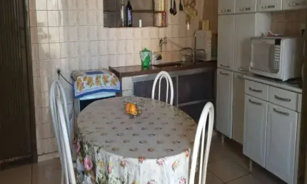 Casa com 2 quartos à venda no Campos Elíseos, Ribeirão Preto  por R$ 300.000