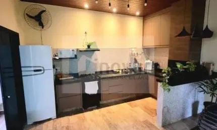 Casa em condomínio fechado com 3 quartos à venda no Bom Jardim, Brodowski  por R$ 340.000