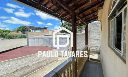 Casa de 3 quartos para venda, no bairro Salgado Filho, localizado na cidade de Belo Horizonte MG.