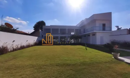 Belíssima casa à venda próximo ao Parque Ecológico, Colinas em Indaiatuba-SP