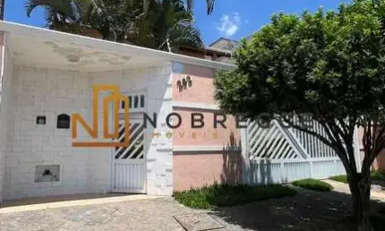 Casa térrea com mezanino à venda no Jd. Esplanada I, Indaiatuba/SP