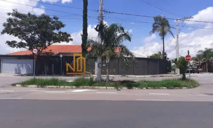 Casa térrea de esquina à venda  no Jd. Regina, Indaiatuba/SP