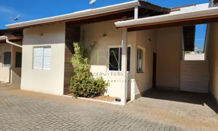 Casa em Condomínio para Locação em Atibaia, Loteamento Jardim Morumbi, 2 dormitórios, 1 suíte, 2 banheiros, 2 vagas