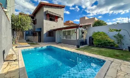 Casa para Venda em Atibaia, Vila Petrópolis, 4 dormitórios, 2 suítes, 4 banheiros, 2 vagas