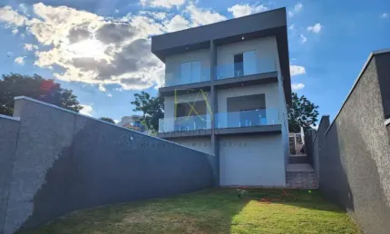 Casa para Venda em Atibaia, Jardim do Lago, 3 dormitórios, 3 suítes, 4 banheiros, 2 vagas