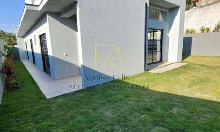 Casa para Locação em Atibaia, Jardim Estância Brasil, 3 dormitórios, 1 suíte, 3 banheiros, 4 vagas