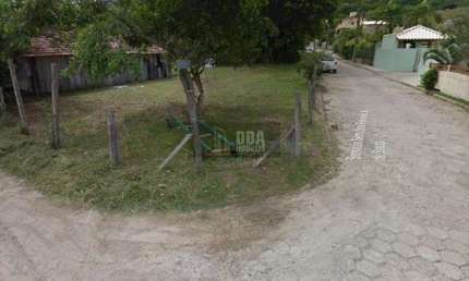Terreno a venda na Barra da Lagoa, Florianópolis com 358m2