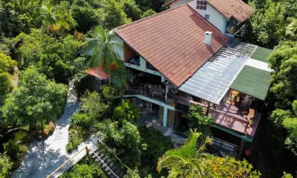 Pousada para Vender em Florianópolis, bairro Barra da Lagoa