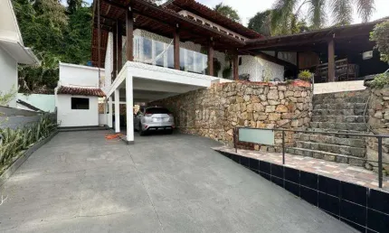 Casa com 4 quartos à venda no Centro, São José 