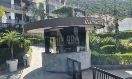 Excelente apartamento à venda no bairro Praia Brava, em Florian
