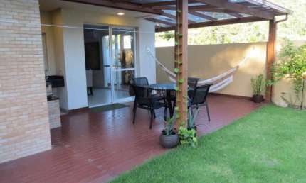 Casa com 3 quartos para alugar no Sambaqui, Florianópolis 