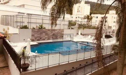 Apartamento a Venda em Florianópolis, bairro Itacorubi