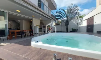Casa em condomínio fechado com 4 quartos à venda na Rua Engenheiro Urbano Alves de Souza Pereira, Jardim Julieta, Taubaté por R$ 2.100.000