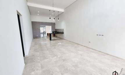 Casa em condomínio fechado com 3 quartos à venda na Morada do Visconde, Tremembé  por R$ 930.000