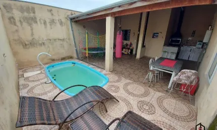 Casa com 4 quartos à venda na Rua Coronel Carlos Domingues Guimarães Ambrogi, Jardim Sandra Maria, Taubaté por R$ 400.000