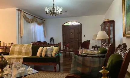 Casa em condomínio fechado com 4 quartos à venda no Loteamento Eldorado, Tremembé  por R$ 1.500.000