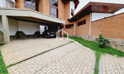 Casa com 3 quartos à venda na Rua Peru, Jardim das Nações, Taubaté por R$ 1.590.000