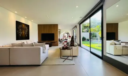 Casa em condomínio fechado com 5 quartos à venda na Rua Pedro Zolczak, Condomínio San Marco, Taubaté por R$ 4.200.000