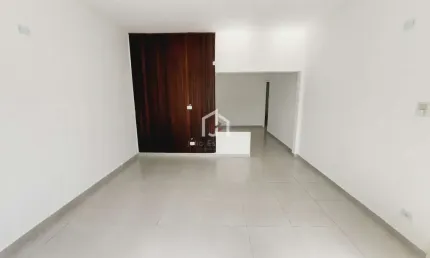 Casa com 3 quartos à venda na Avenida Campinas, Chácara do Visconde, Taubaté por R$ 425.000