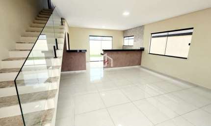 Casa em condomínio fechado com 3 quartos à venda na Rua Advogado José Penna Florençano, Chácara Belo Horizonte, Taubaté por R$ 630.000