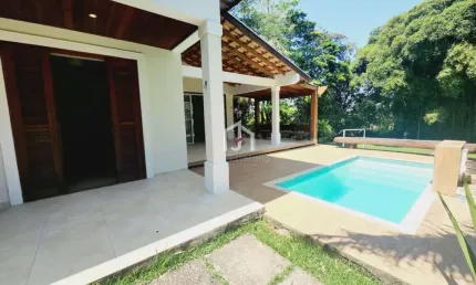 Casa em condomínio fechado com 3 quartos à venda na Rodovia Oswaldo Cruz, Chácaras Cataguá, Taubaté por R$ 1.770.000