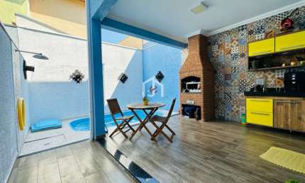 Casa em condomínio fechado com 3 quartos à venda na Rua João Alves de Brito, Vila dos Comerciários 2, Taubaté por R$ 750.000