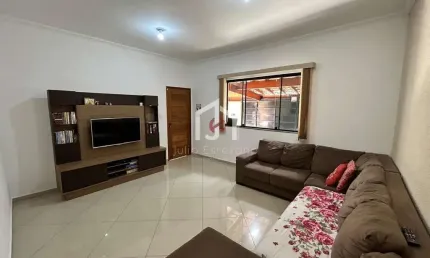 Casa com 3 quartos à venda na Rua Mercedes Bonafé Terashima, Residencial Portal da Mantiqueira, Taubaté por R$ 600.000