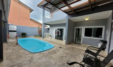Casa com 4 quartos à venda na Avenida Expedicionário Bento Nogueira Moura, Residencial Portal da Mantiqueira, Taubaté por R$ 850.000