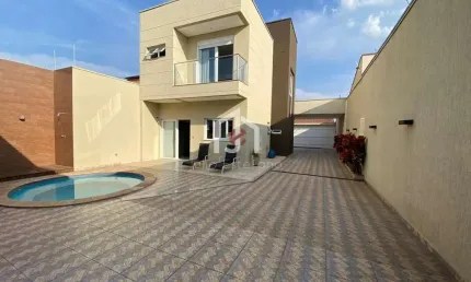 Casa com 2 quartos à venda na Avenida José Bento Monteiro Lobato, Jardim Gurilândia, Taubaté por R$ 720.000