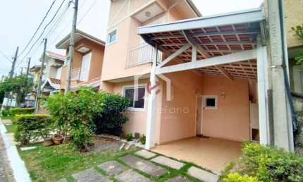 Casa em condomínio fechado com 3 quartos à venda na Avenida Santa Terezinha, Jardim da Luz, Taubaté por R$ 500.000