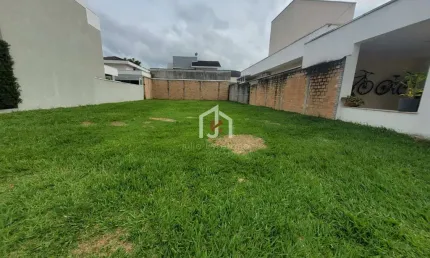Terreno em condomínio fechado à venda em Campos do Conde, Tremembé  por R$ 440.000