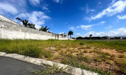 Terreno em condomínio fechado à venda no Loteamento Eldorado, Tremembé  por R$ 285.000