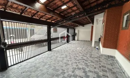 Casa com 3 quartos à venda na Rua Itaparica, Parque Senhor do Bonfim, Taubaté por R$ 530.000