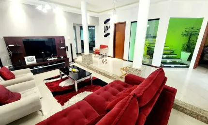 Casa com 3 quartos à venda na Rua Marcos Ferreira de Andrade Junqueira, Granja Daniel, Taubaté por R$ 850.000