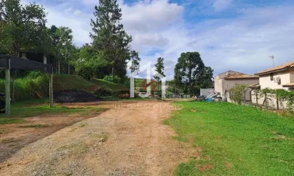 Terreno em condomínio fechado à venda na Rodovia Oswaldo Cruz, Chácaras Cataguá, Taubaté por R$ 600.000