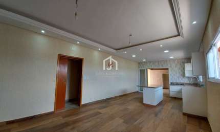 Casa em condomínio fechado com 3 quartos à venda na Avenida Carlos Pedroso da Silveira, Residencial Ouroville, Taubaté por R$ 1.200.000
