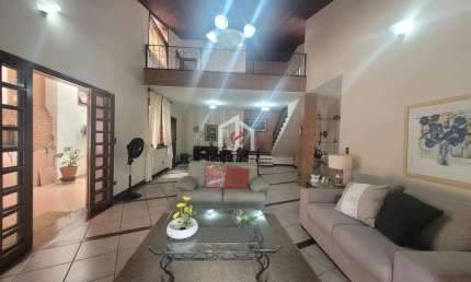Casa em condomínio fechado com 5 quartos à venda no Loteamento Eldorado, Tremembé  por R$ 1.400.000