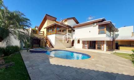 Casa em condomínio fechado com 5 quartos à venda na Rua das Azaléias, Residencial Santa Helena, Caçapava por R$ 1.690.000