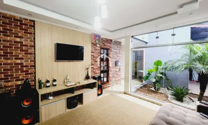 Casa com 3 quartos à venda na Avenida Brasília, Bosque da Saúde, Taubaté por R$ 685.000