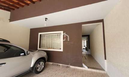 Casa com 4 quartos à venda na Rua Benedito Anacleto de Almeida, Jardim da Luz, Taubaté por R$ 798.000