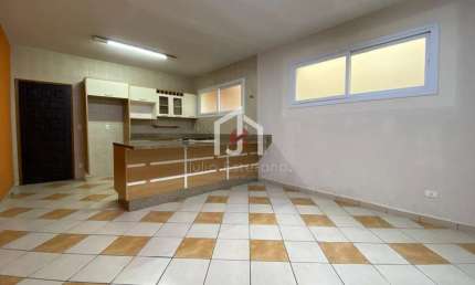 Casa com 4 quartos para alugar na Rua Marechal Arthur da Costa e Silva, Vila Jaboticabeira, Taubaté por R$ 3.700