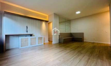 Apartamento com 3 quartos à venda na Avenida Helvino Moraes, Centro, Taubaté por R$ 390.000