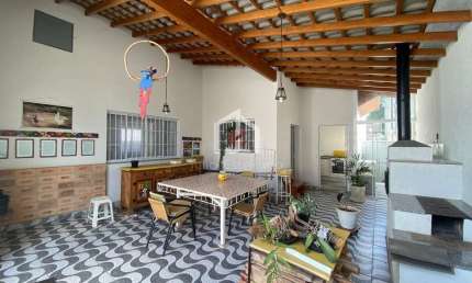 Casa em condomínio fechado com 2 quartos à venda na Rua Minas Gerais, Jardim dos Estados, Taubaté por R$ 840.000