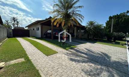 Casa em condomínio fechado com 3 quartos à venda no Condomínio Vale do Sol, Tremembé  por R$ 2.200.000
