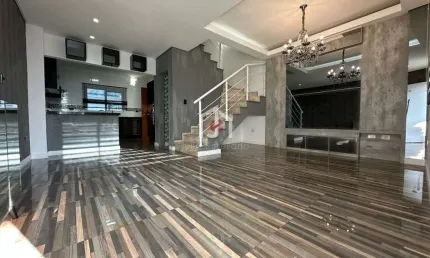 Casa em condomínio fechado com 3 quartos à venda na Avenida Santa Cruz do Areao, Areao, Taubaté por R$ 590.000