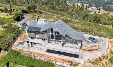 Casa com 4 quartos à venda no Alto do Capivari, Campos do Jordão  por R$ 3.000.000